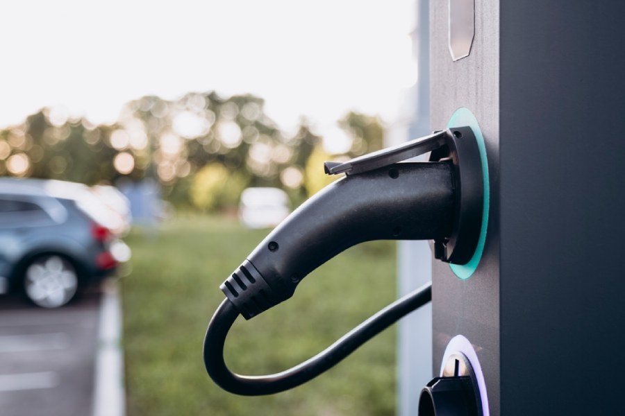Installation de bornes électriques dans le Val d'Oise 95 MGEnergies 95 accompagne les particuliers, les professionnels et les collectivités pour l'installation de bornes de recharge IRVE dans tout le Val-d'Oise et IDF